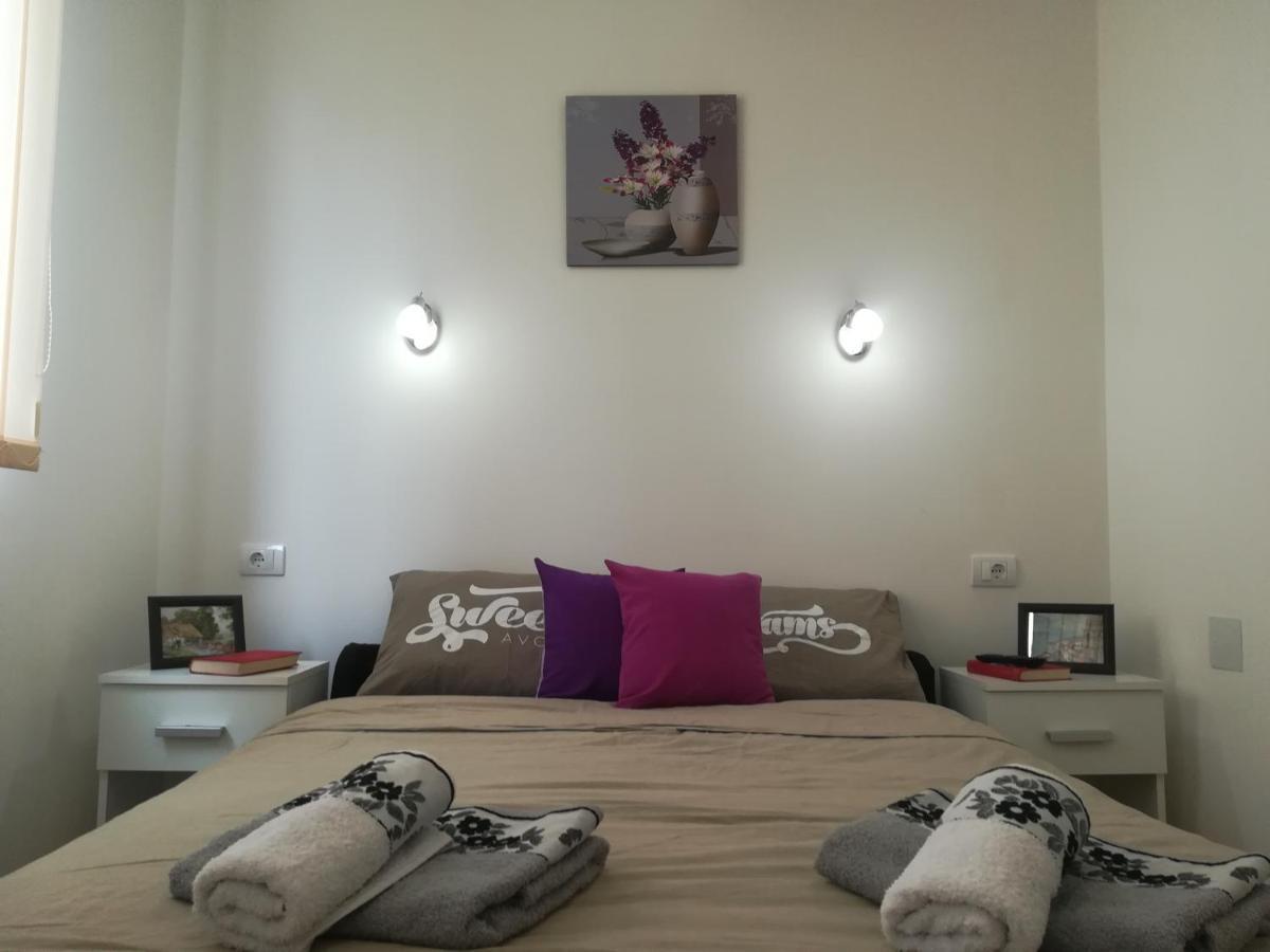 Apartmani La Grande Motte Vrdnik Bagian luar foto