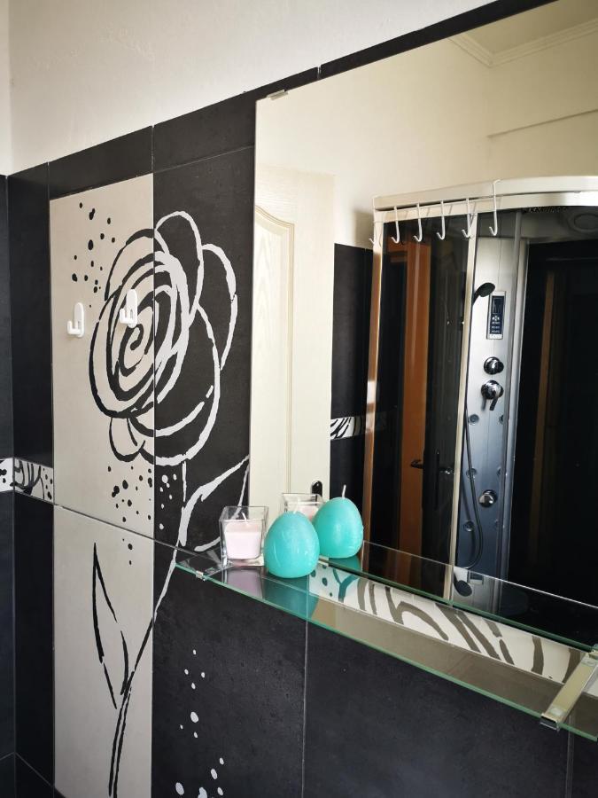 Apartmani La Grande Motte Vrdnik Bagian luar foto